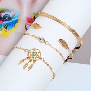 🎉 New Dream Catcher & Feather Boho Bracelet Set